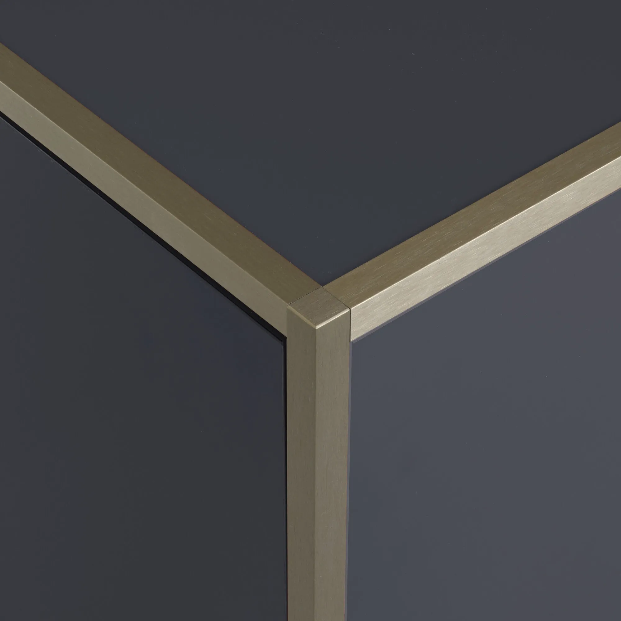Dita Sideboard 4 Doors