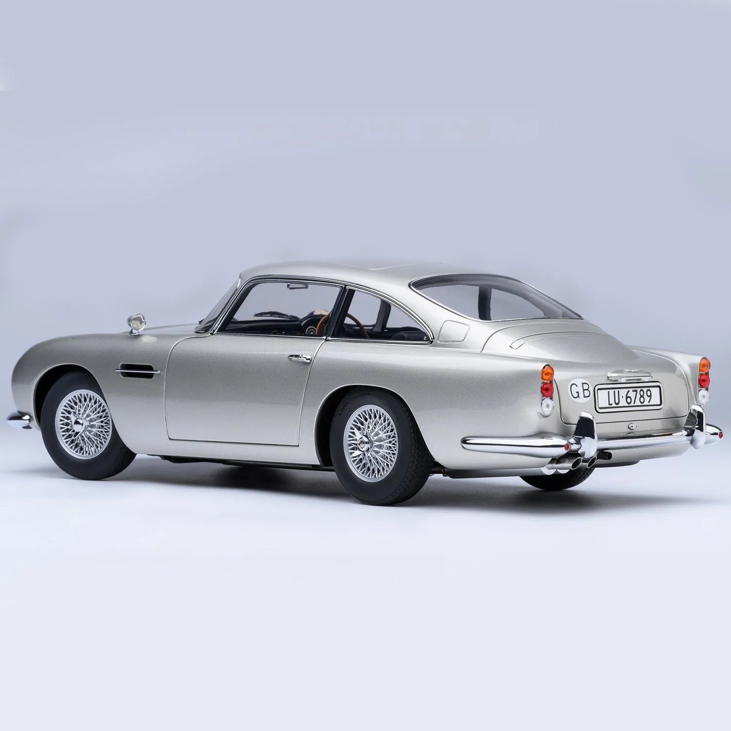 James Bond Aston Martin DB5 Model Car - Goldfinger Edition - By AUTOart