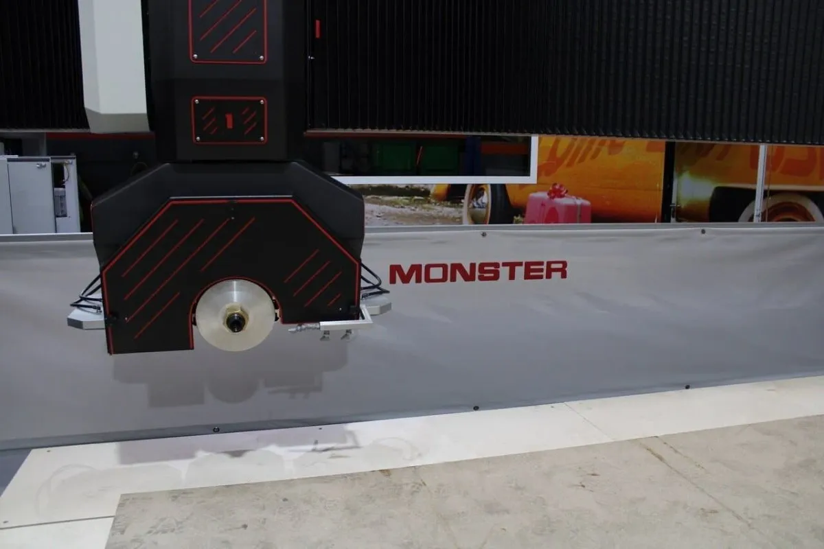Monster 1 - 5 Axis CNC Machine