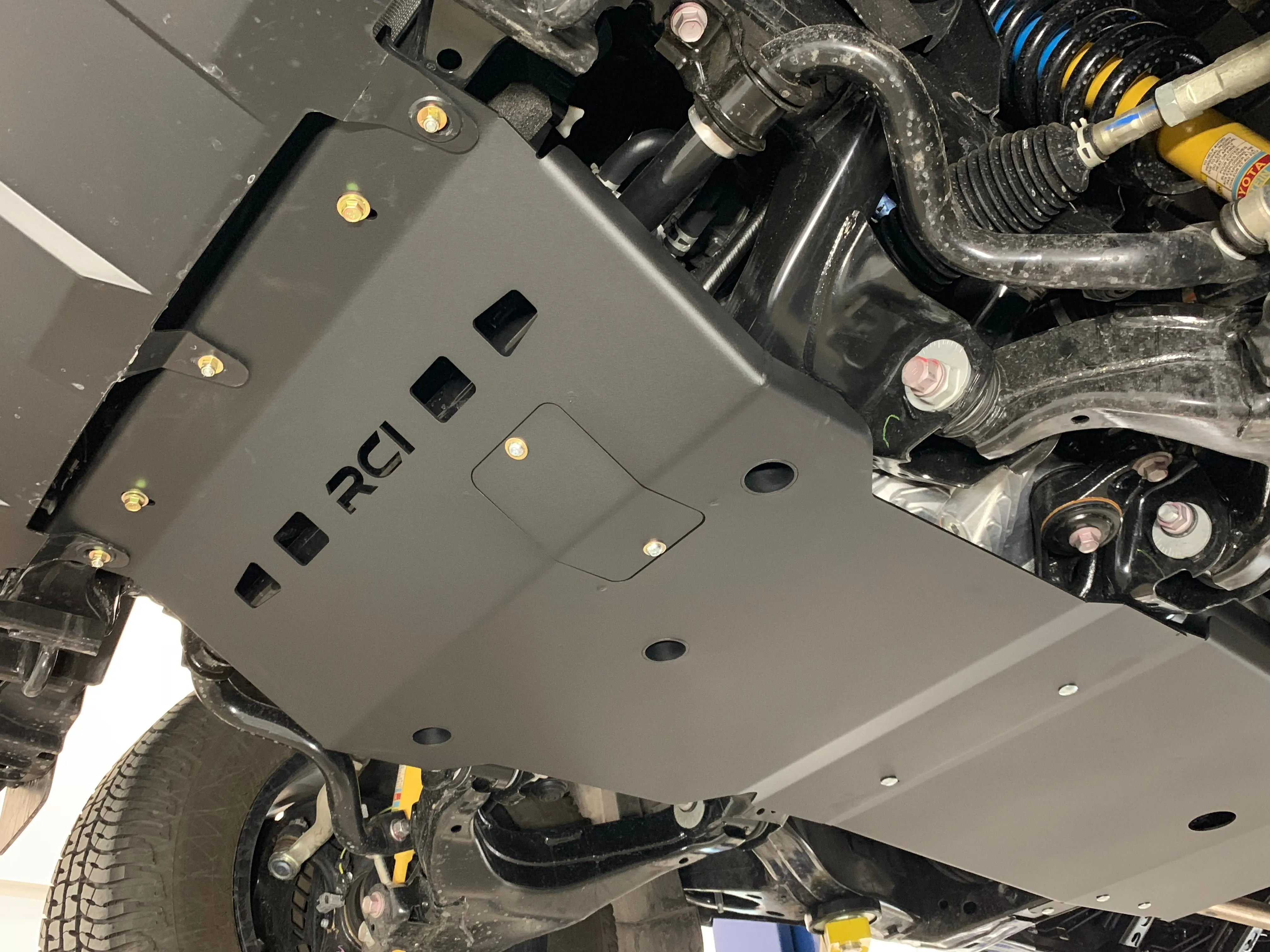 RCI Metalworks Skid Plate Package - 2007  Tundra