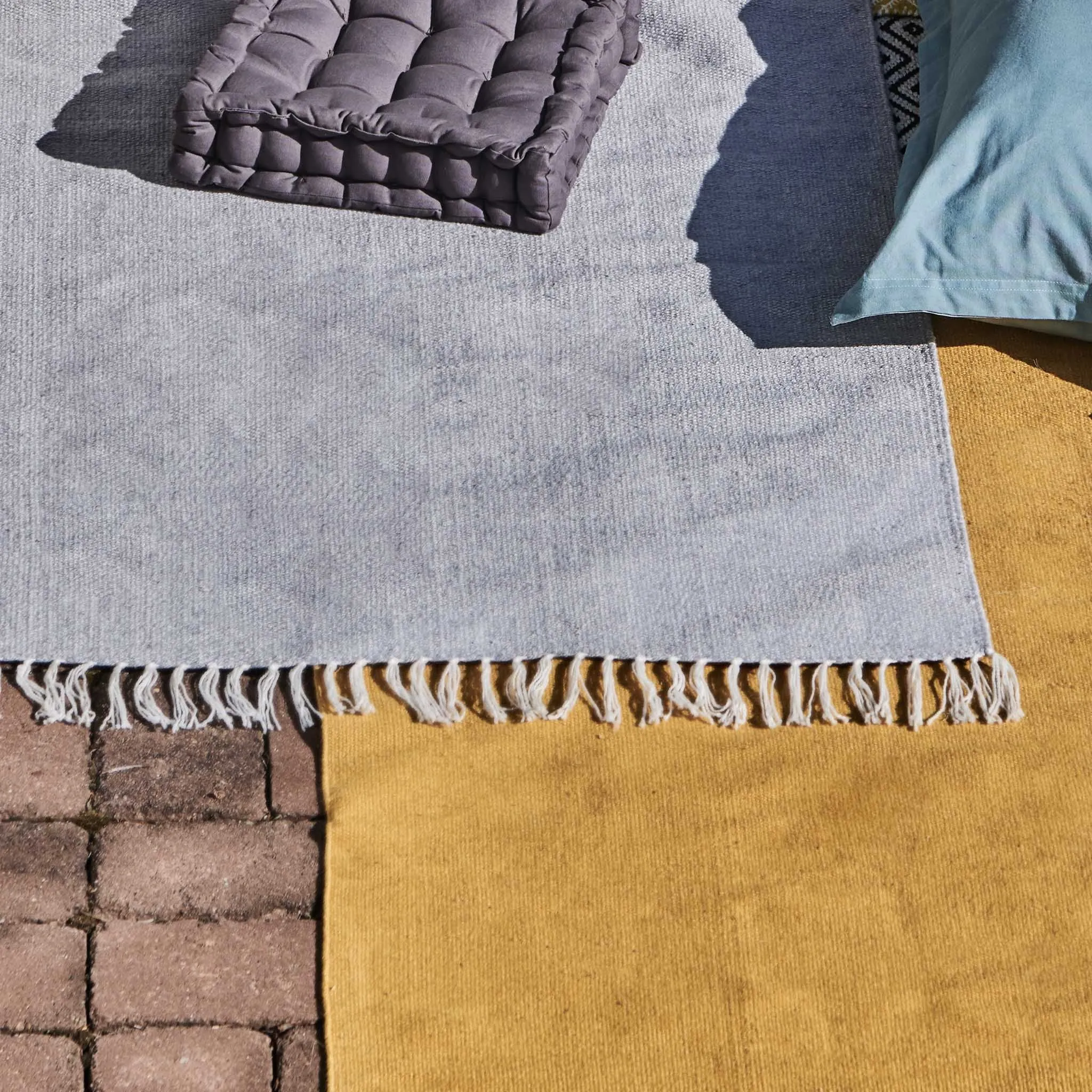 Udaka Outdoor Rug [Silver grey]